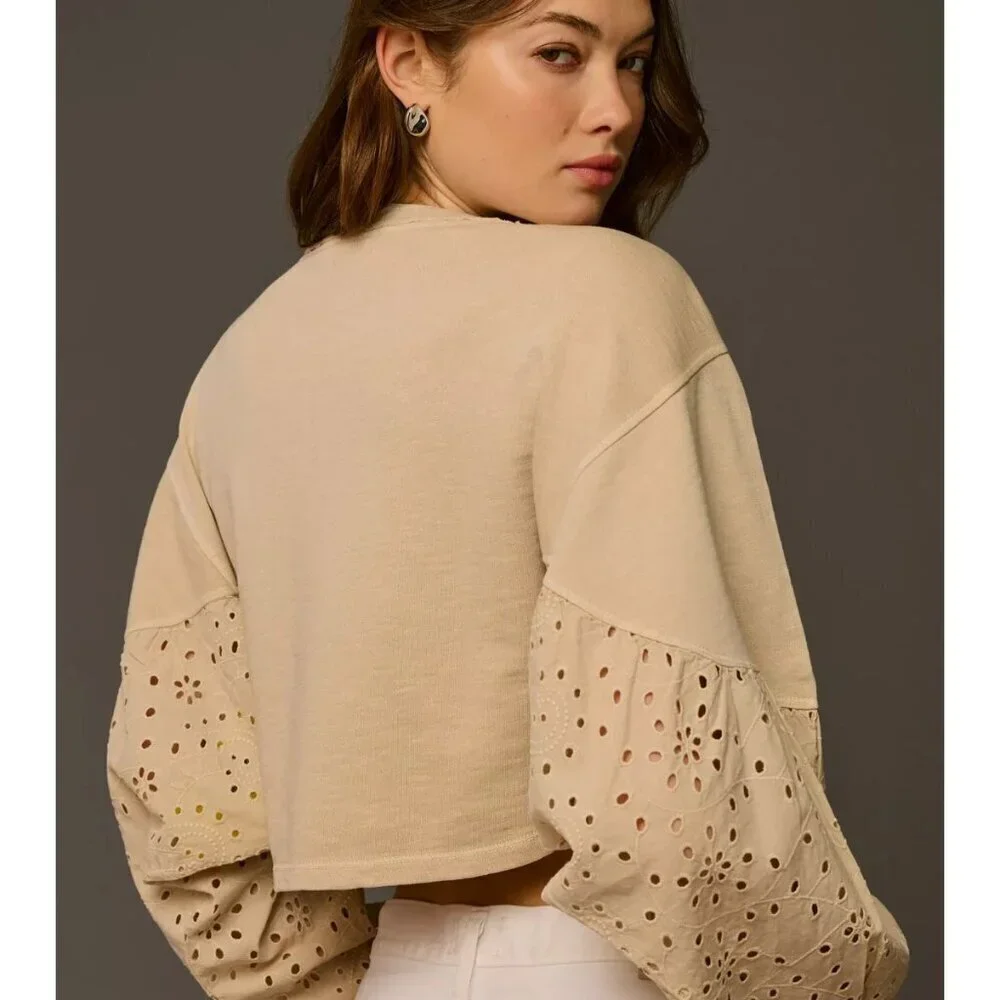 ANTHROPOLOGIE Cropped Batwing Eyelet Sweatshirt Top Boho Beige size XXS Petite